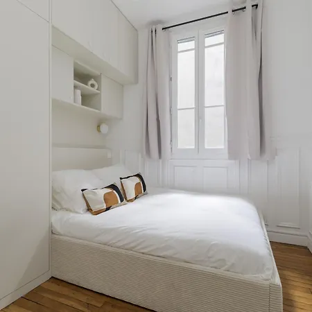 New Snug Flat In The Heart Of Le Marais * Parigi